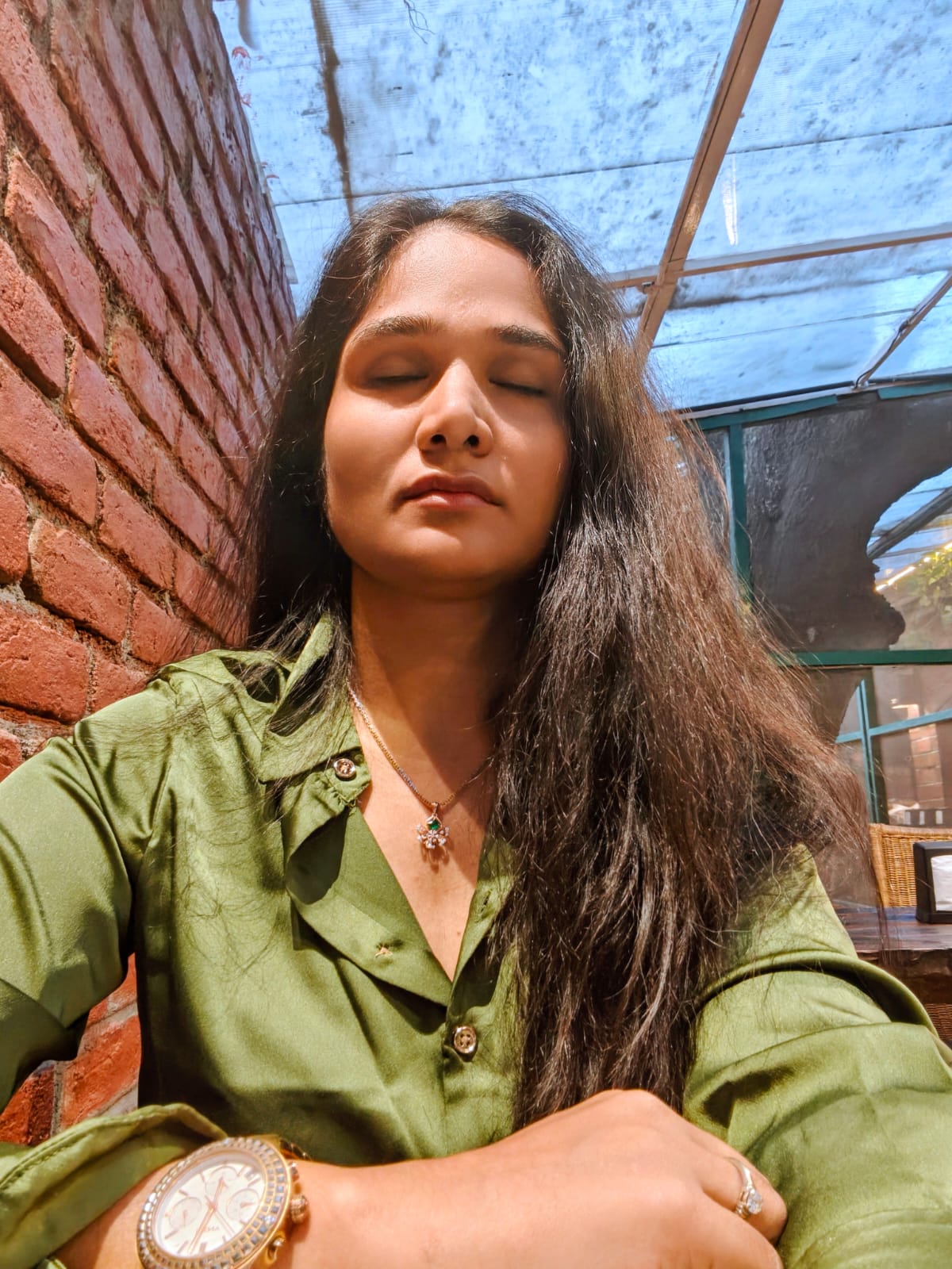 Geetika in peaceful meditation - Universal Truth